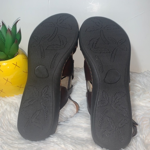 b.o.c. (big on comfort) Sandals Women’s Size 11 - Picture 3 of 5